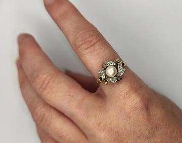 Ring - 18 karaat Geel goud, Platina - 0.10ct. tw. Parel -, Nieuw