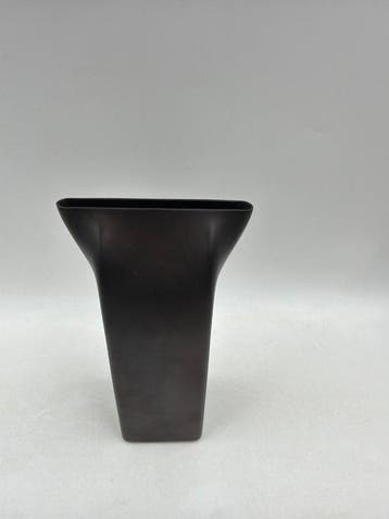 Alessi - Adam Shirley - Vaas - Knijp - Metaal