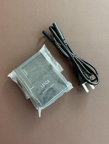Leica BC-DC12 Battery Charger with Power Cable, Collections