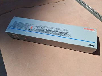 Märklin H0 - 37021 - Stoomlocomotief met tender (1) - BR