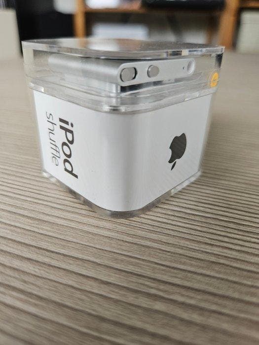 Apple - iPod Shuffle (Sealed) iPod, Games en Spelcomputers, Spelcomputers | Overige Accessoires