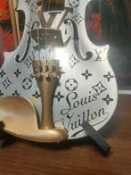 fp pop art - Louis Vuitton Violon et Capsule luxury gris