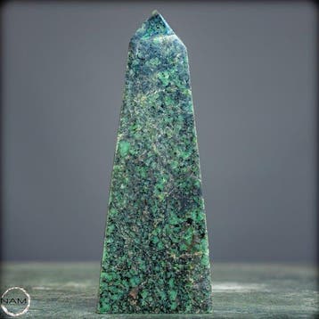 Majestueus smaragdobelisk uit de legendarische Muzo-mijn –