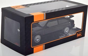 IXO 1:18 - Modelauto - Ford Sierra RS Cosworth 1988, Nieuw