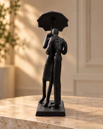 sculptuur, Handgemaakte gietijzeren sculptuur – Kussend paar