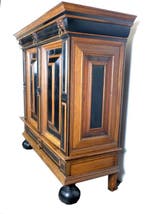 Armoire - Chêne et ébène