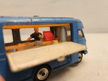 Corgi 1:43 - Modelauto - Smiths Karrier Van, Nieuw