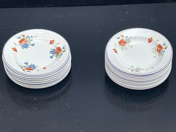 Salins - Service de table (24) - Coquelicots - Porcelaine