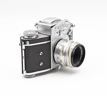 Exakta Varex VX + Zeiss Jena Tessar 50mm f/2.8 T Analoge