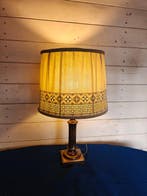 Een prachtige zijn prachtig gebeeldhouwde vorm. - Lamp -, Nieuw