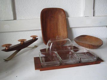 Schaal - Kaasstolp, kandelaar, schalen - Teakhout, glas,, Antiek en Kunst