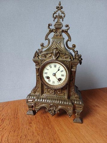 Horloge de table - Marti & cie - Antique - Bronze patiné -