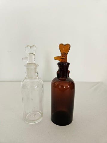 Apothekerspot / Albarello - Glas - 4 Apothekersflesjes, Antiek en Kunst