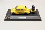 AM.71 1:43 - Modelauto - Renault 4cv service Michelin 1/43.
