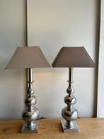 Tafellamp (2) - Twee XL baluster tafellampenvoeten. - Chroom