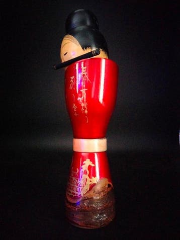 Beeldje - Prachtige Zeldzame Vintage Japanse Kokeshi Pop -, Antiek en Kunst