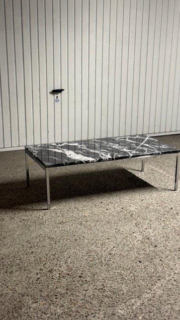 Knoll - Florence Knoll Basset - Table basse - Tulip table -