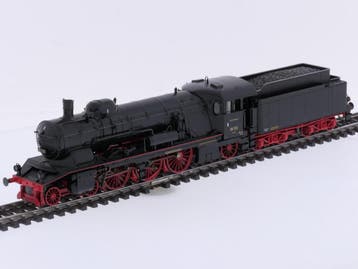Schaal H0 Märklin 37116 sneltreinlocomotief met getrokken.., Wisselstroom, Gebruikt, Locomotief, Ophalen of Verzenden