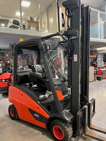 Linde H18T-01 683 heures, 1000 à 2000 kg, LPG, Chariot élévateur, Linde