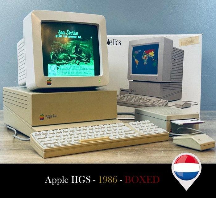Apple IIgs 1986 Computer With Apple Unidisk 3.5 - Original, Games en Spelcomputers, Spelcomputers | Overige Accessoires