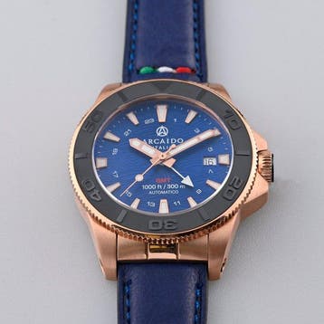 ARCAIDO - Primo Bronze GMT - Swiss Made - Sellita SW330, Nieuw