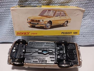 Dinky Toys 1:43 - Modelauto - Peugeot 504, Nieuw