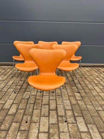 Fritz Hansen - Arne Jacobsen - Chaise de salle à manger (6)