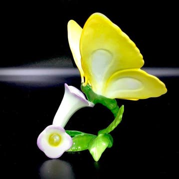 Herend, Hungary - Butterfly with Flowers (16,5 cm) - ca 1965, Antiek en Kunst