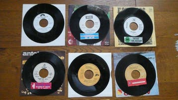 Various Artists/Bands in 1970s - 12 x special 7 singles, Nieuw in verpakking
