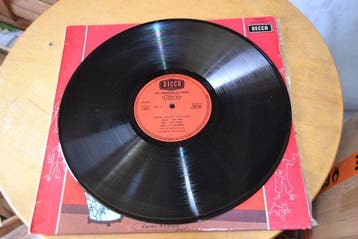 Tintin T5 - 33tour - Le Lotus Bleu - 1 Album - EO - 1967
