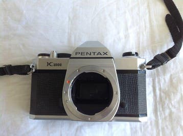 Pentax K1000 35mm SLR Camera - Pentax-A Zoom 28-80mm, Nieuw