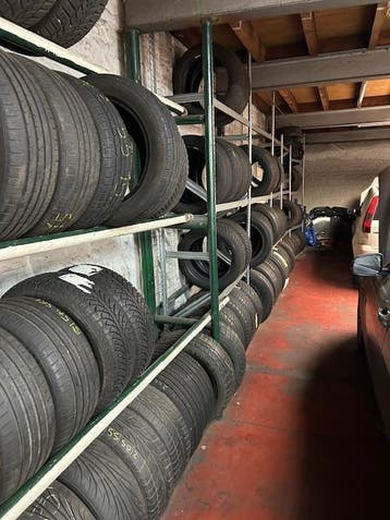 Nieuwe banden en Tweedehands banden – Direct beschikbaar, Auto-onderdelen, Ophalen, Gebruikt, Banden en Velgen, All Season