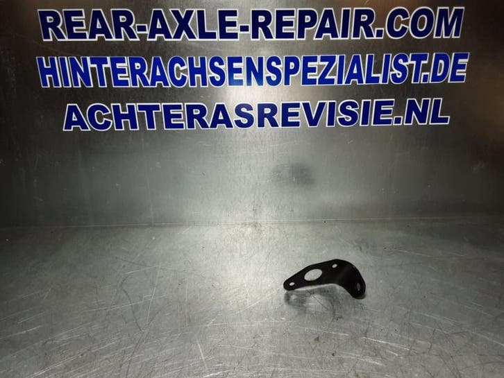 Beugel startmotor Opel CIH, gestraald en gespoten., Auto-onderdelen, Motor en Toebehoren, Gebruikt, Opel, Verzenden
