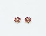 Zonder minimumprijs - Oorbellen - 18 karaat Geel goud Robijn, Handtassen en Accessoires, Oorbellen, Nieuw