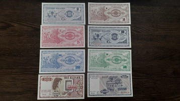 Macedonië. - 10, 25, 50, 100, 500, 1000, 5000, 10000 Denari, Postzegels en Munten