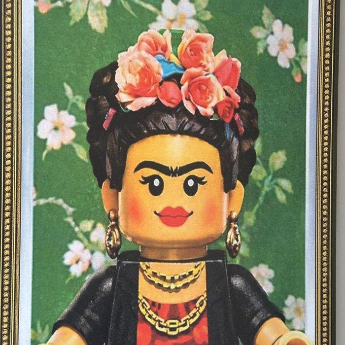 Lego Merchandise - Art - “Frida – Ritratto Pop LEGO” by Ldm, Enfants & Bébés, Jouets | Duplo & Lego