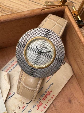 Cornavin - Pentaflex disco volante Chariot - spacewatch -, Nieuw