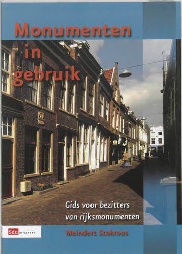 Monumenten in gebruik 9789012101103 M. Stokroos, Verzenden, Gelezen, M. Stokroos