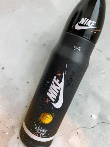 WASE - Beeldje - XXL NIKE AIR CUSTOM - Metaal