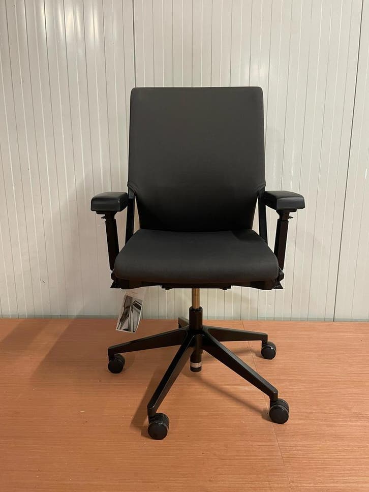 Refurbished Haworth Bureaustoel - Nieuwprijs 1000 Euro, Huis en Inrichting, Bureaustoelen, Bureaustoel, Grijs, Zo goed als nieuw