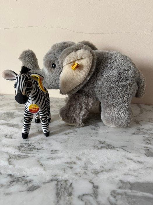 Steiff - Figuur - So i Zebra (2) - Canvas, plus, Antiek en Kunst, Antiek | Speelgoed