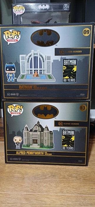 Funko - Funko Pop - Town Batman Lot | Hall of Justice &