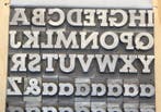 Blocs dimpression - een letterbak met een volledig alfabet