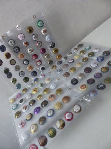 Collection de capsules de champagne