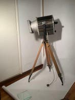 Aka Electric Berlin - Zoeklicht (2) - Gegoten messing,