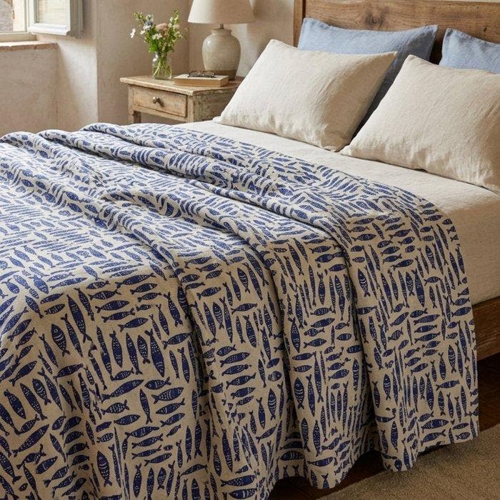 BA189 - Stof Sardine del Mediterraneo – Zeemotief op witte, Antiek en Kunst, Antiek | Tapijten, Tafelkleden en Textiel
