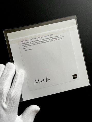 Martin Parr (1952–) - DIFC Gulf Art Fair. Dubai, United Arab
