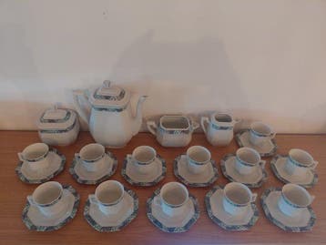Limoges - Service à café pour 12 personnes (12) - Butterfly