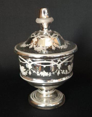 Bol sur pied - Dekseldoos ca. 1890 - verre à mercure -
