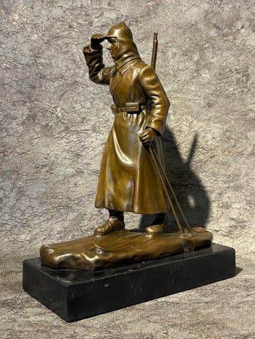 Beeld, Russische soldaat op ski’s - 26 cm - Brons, Marmer, Antiek en Kunst